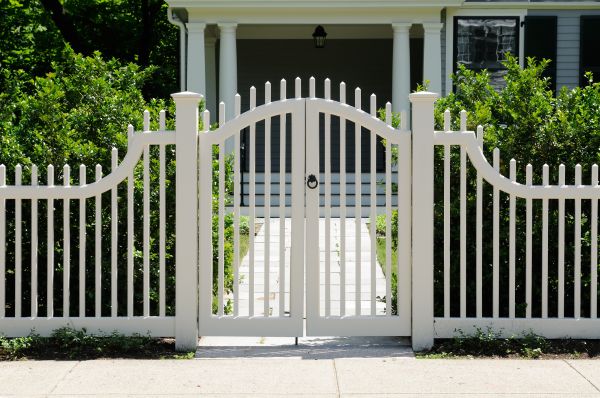 Cost of Gate Latch Installation in Cheyenne