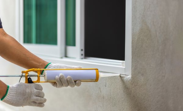Cost of Window Caulking Service in Cheyenne