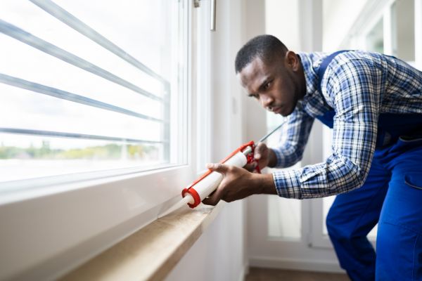 Cost of Caulk Repair in Cheyenne
